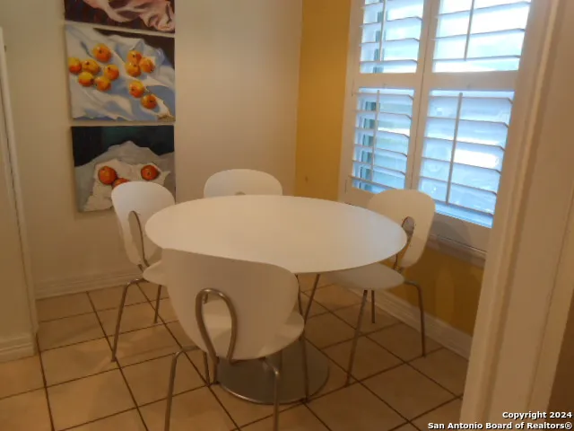 $1,595 | 2300 Nacogdoches Road, Unit 118E, San Antonio, TX 78209