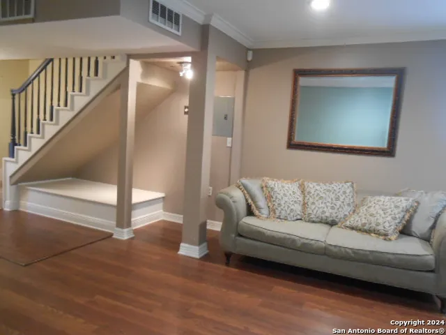 $1,595 | 2300 Nacogdoches Road, Unit 118E, San Antonio, TX 78209