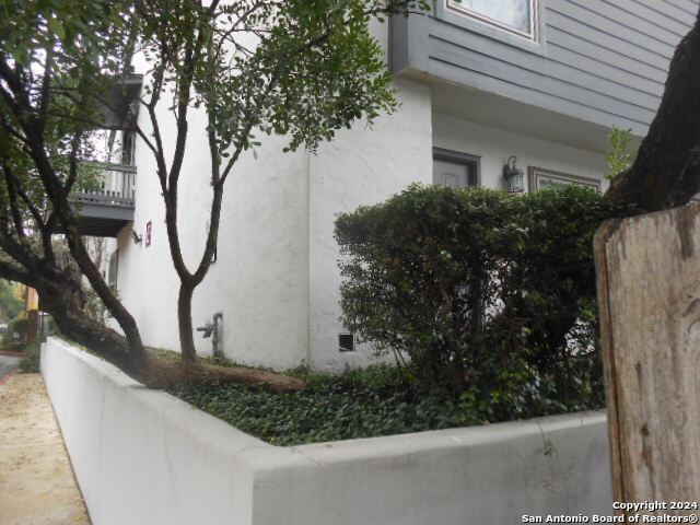 2300 Nacogdoches Road, Unit 118E San Antonio, TX 78209 - Photo 8 of 35 a view of a bird bath