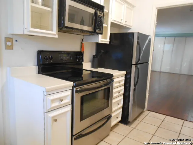 $1,595 | 2300 Nacogdoches Road, Unit 118E, San Antonio, TX 78209