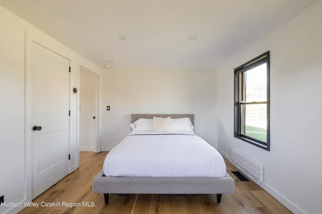 $1,100,000 | 106 Station Road, Salisbury Mills, NY 12577