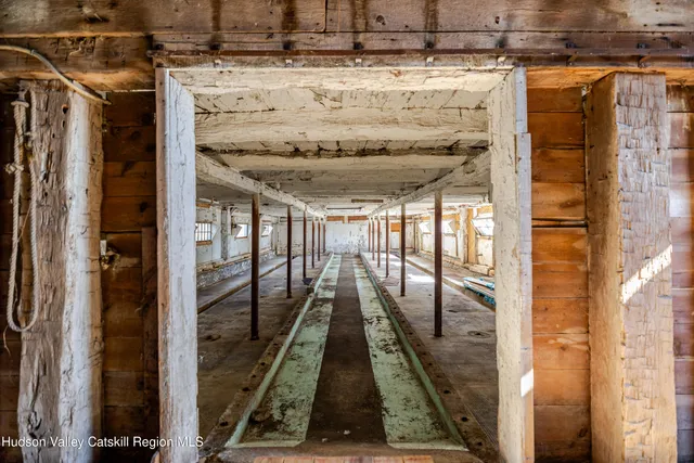 $1,100,000 | 106 Station Road, Salisbury Mills, NY 12577