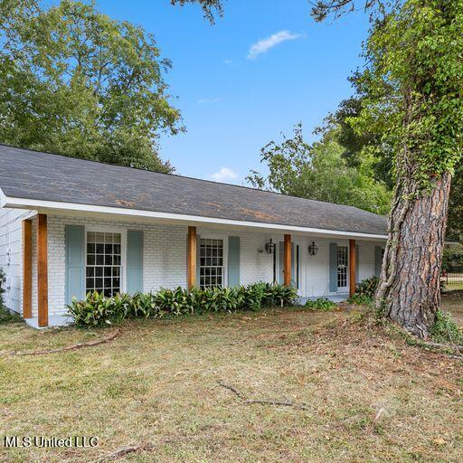 5312 Runnymede Road Jackson, MS 39211 - Photo 2 of 28 IMG_3313