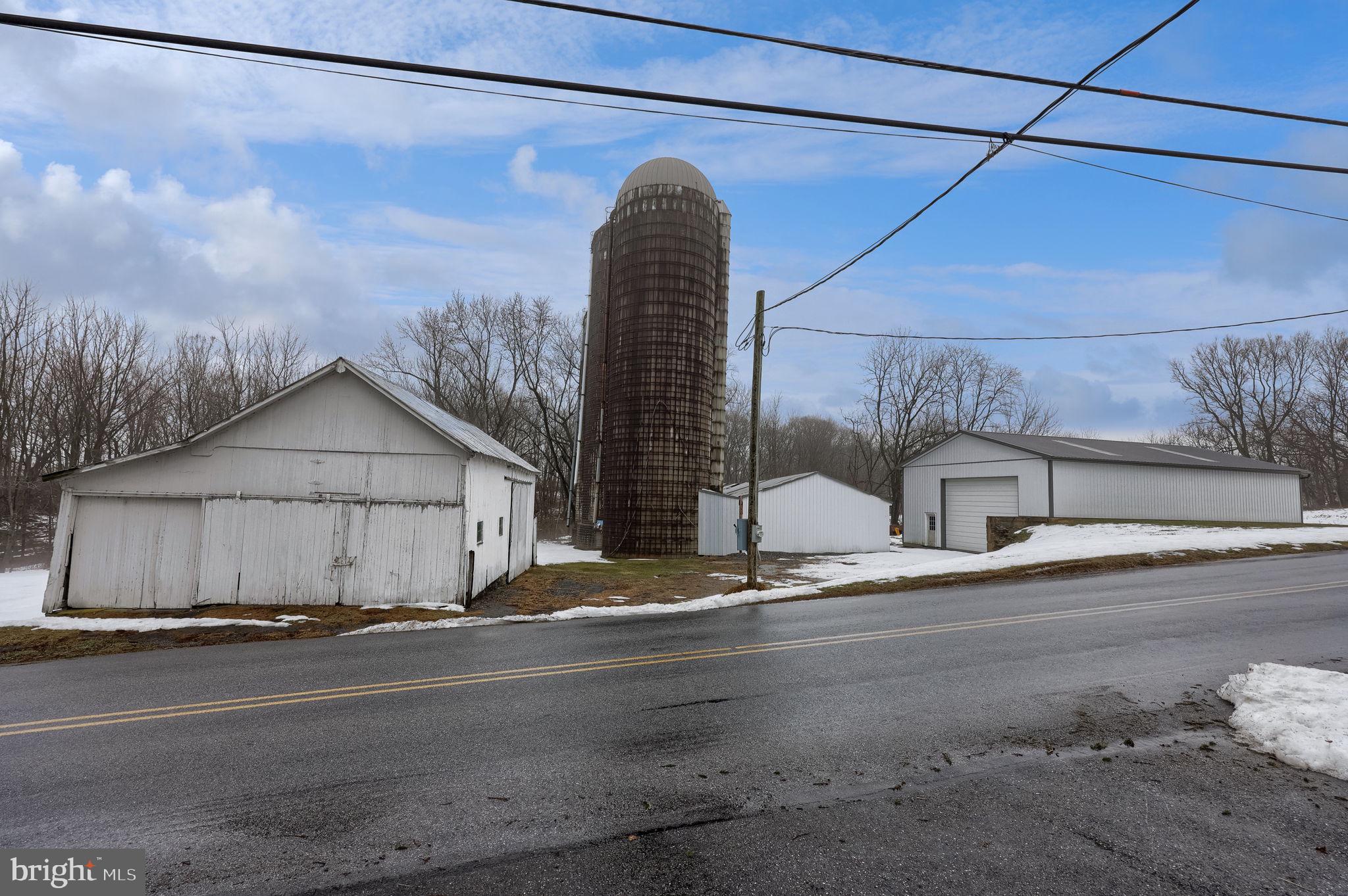 430 Stehman Road Lancaster, PA 17603 - Photo 37 of 43 a view of a house with a street