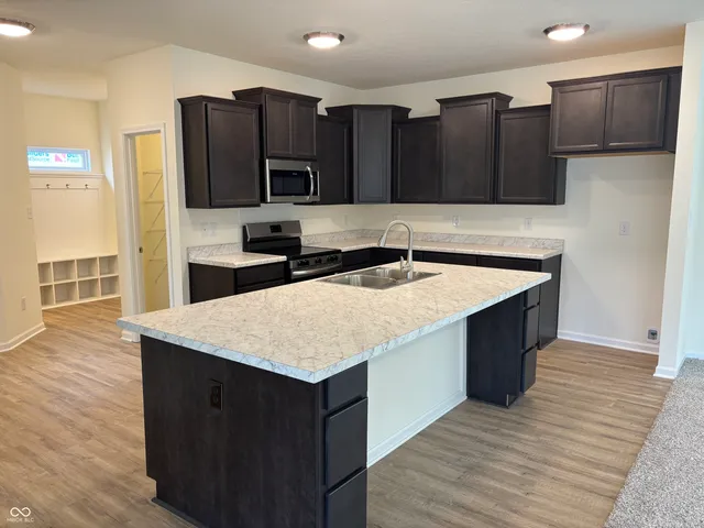 $440,000 | 1278 Hanging Rock Drive, Mooresville, IN 46158