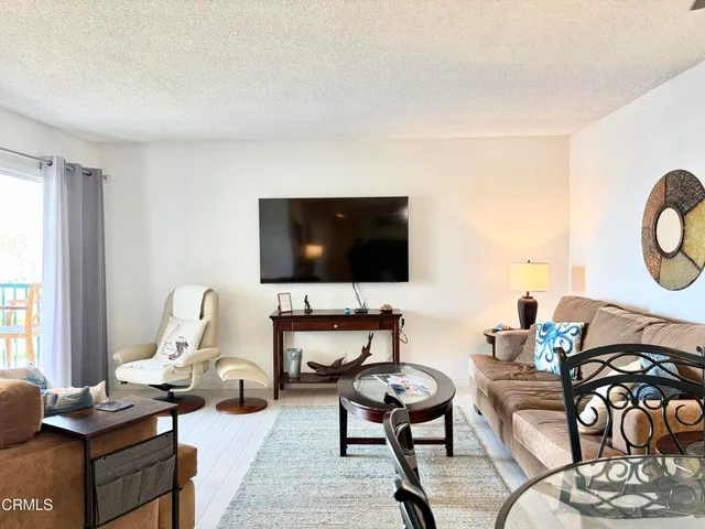 $2,650 | 3101 Peninsula Road, Unit 312, Oxnard, CA 93035