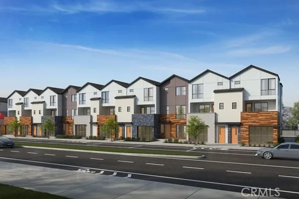 $699,990 | 5876 Linden Avenue, Unit 4, Long Beach, CA 90805