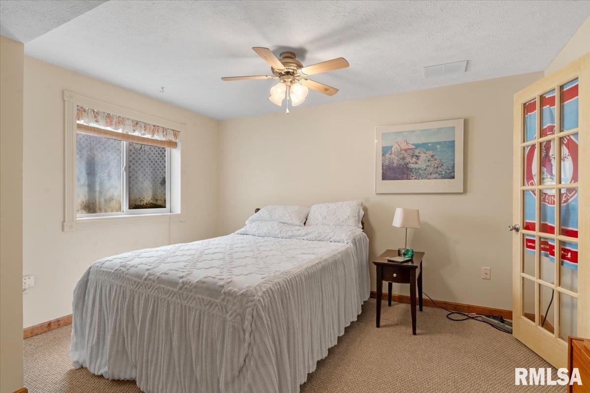 4124 Camomile Lane Springfield, IL 62711 - Photo 27 of 40