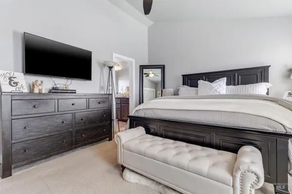 $590,900 | 5483 West Astonte Drive, Meridian, ID 83646