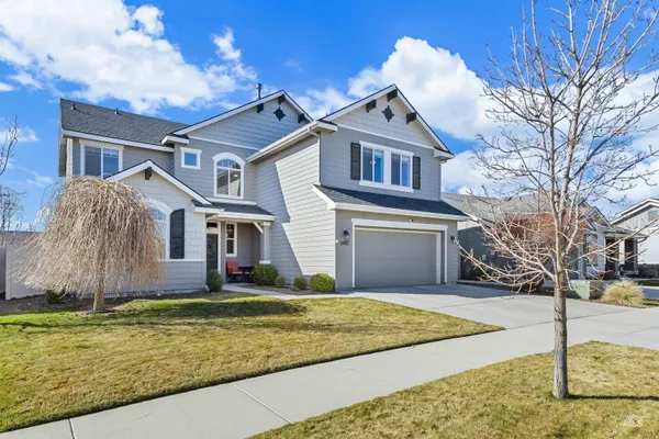 $590,900 | 5483 West Astonte Drive, Meridian, ID 83646