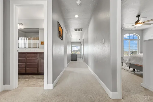 $590,900 | 5483 West Astonte Drive, Meridian, ID 83646