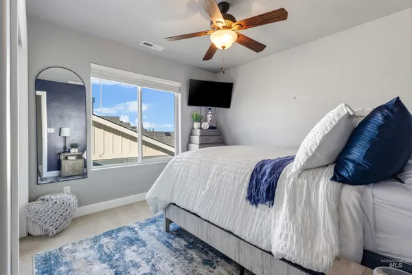 $590,900 | 5483 West Astonte Drive, Meridian, ID 83646