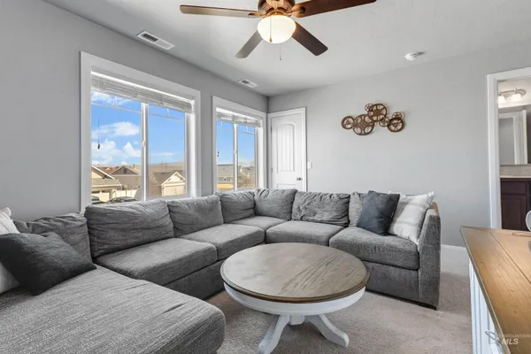 $590,900 | 5483 West Astonte Drive, Meridian, ID 83646