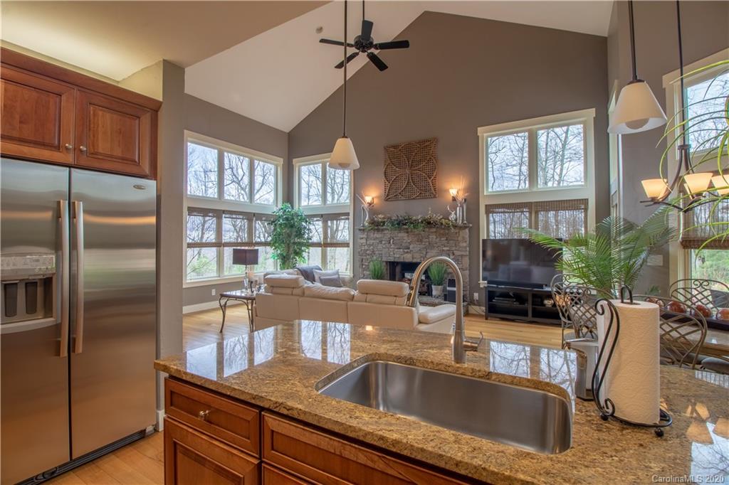 199 Walker Ridge Road Spruce Pine, NC 28777 - Photo 11 of 48 Gallery Image 11