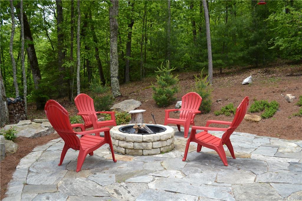 199 Walker Ridge Road Spruce Pine, NC 28777 - Photo 41 of 48 Gallery Image 41