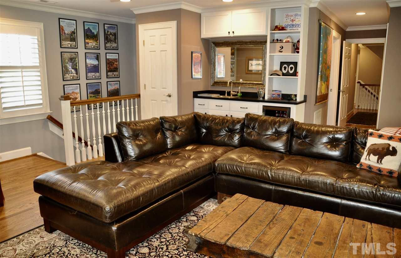 3408 Elvin Court Raleigh, NC 27607 - Photo 8 of 30