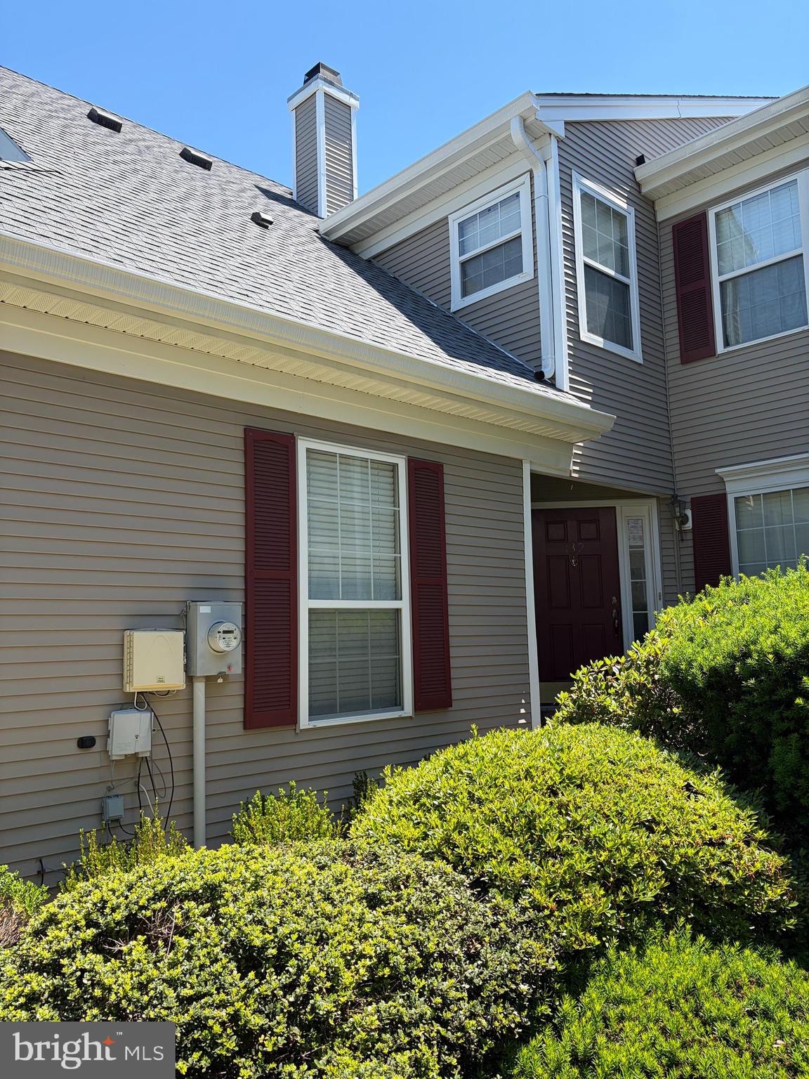 139 Coburn Road Pennington, NJ 08534 - Photo 2 of 24