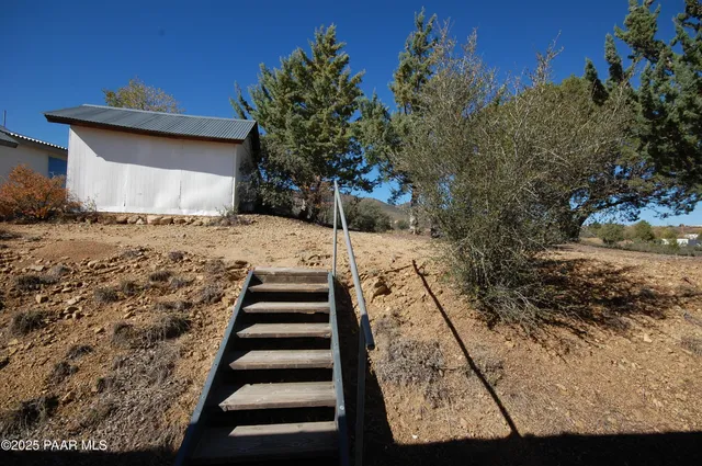 a view of a storage & utility room