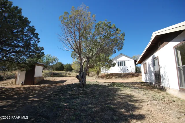 a view of a storage & utility room