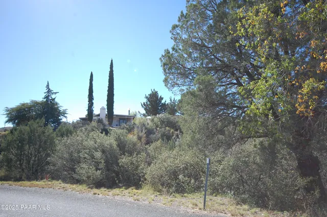 $339,000 | 1510 South Hopi Trail, Dewey-Humboldt, AZ 86327