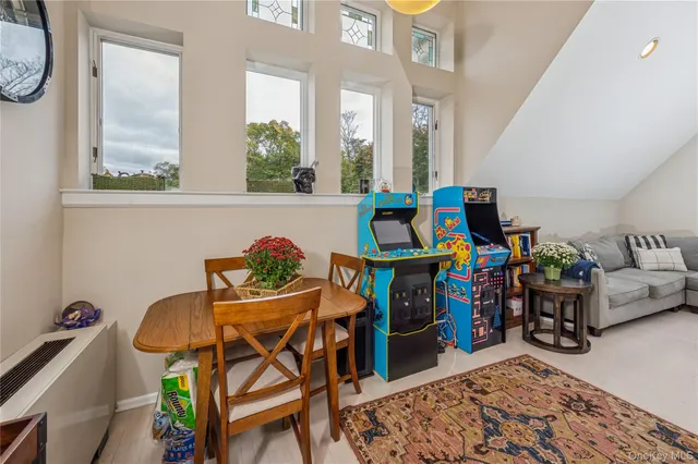 $895,000 | 18 North Broadway, Unit 411, Tarrytown, NY 10591