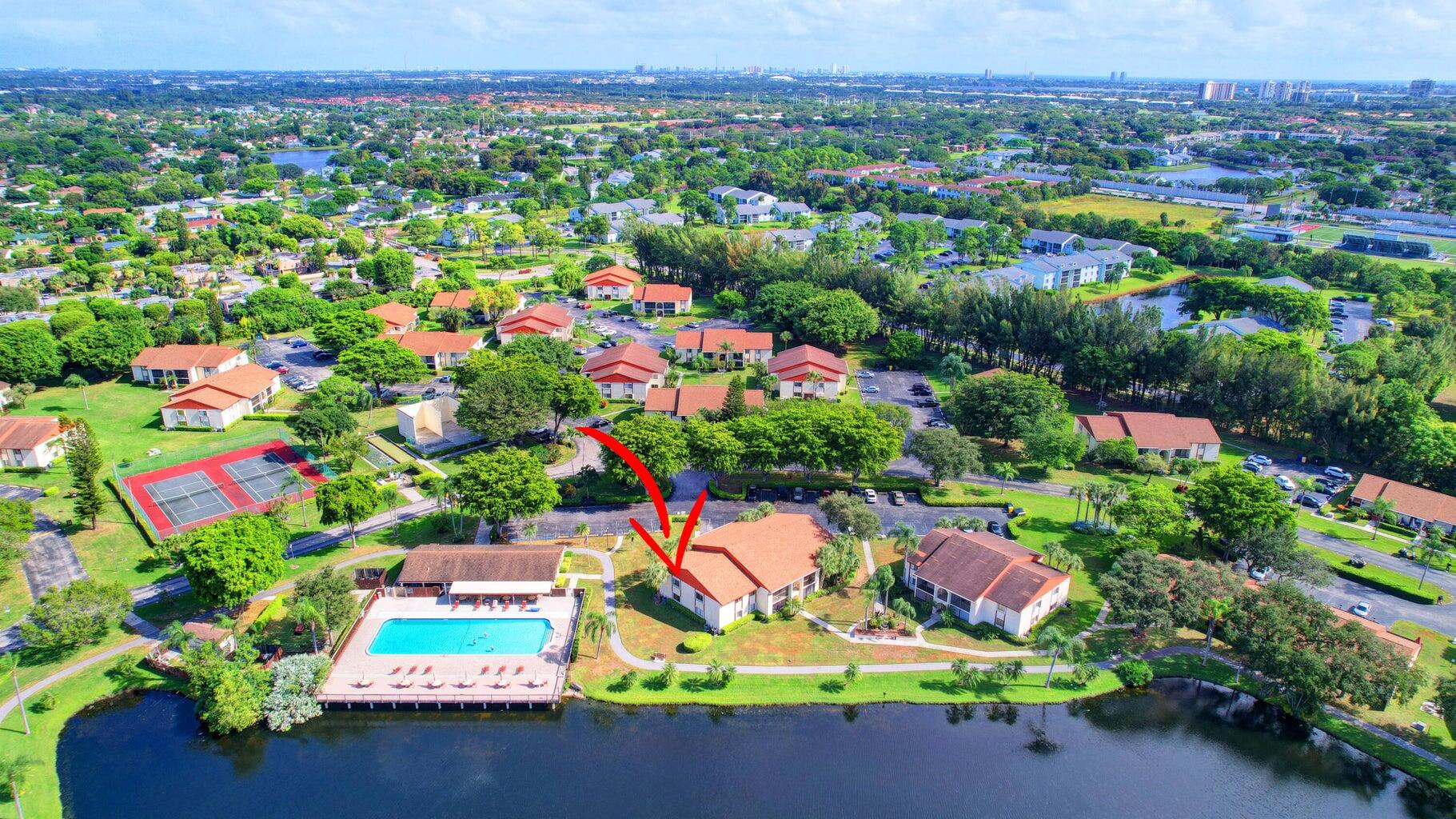 4844 Sable Pine Circle, Unit D2 West Palm Beach, FL 33417 - Photo 35 of 45 a view of a city