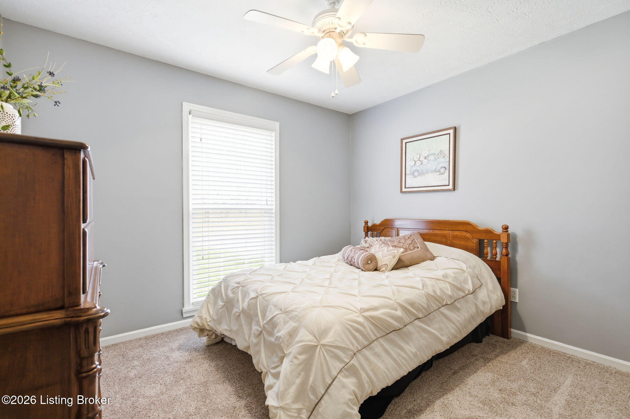 9710 Fairground Road Louisville, KY 40291 - Photo 15 of 37 9710 Fairground Rd-27