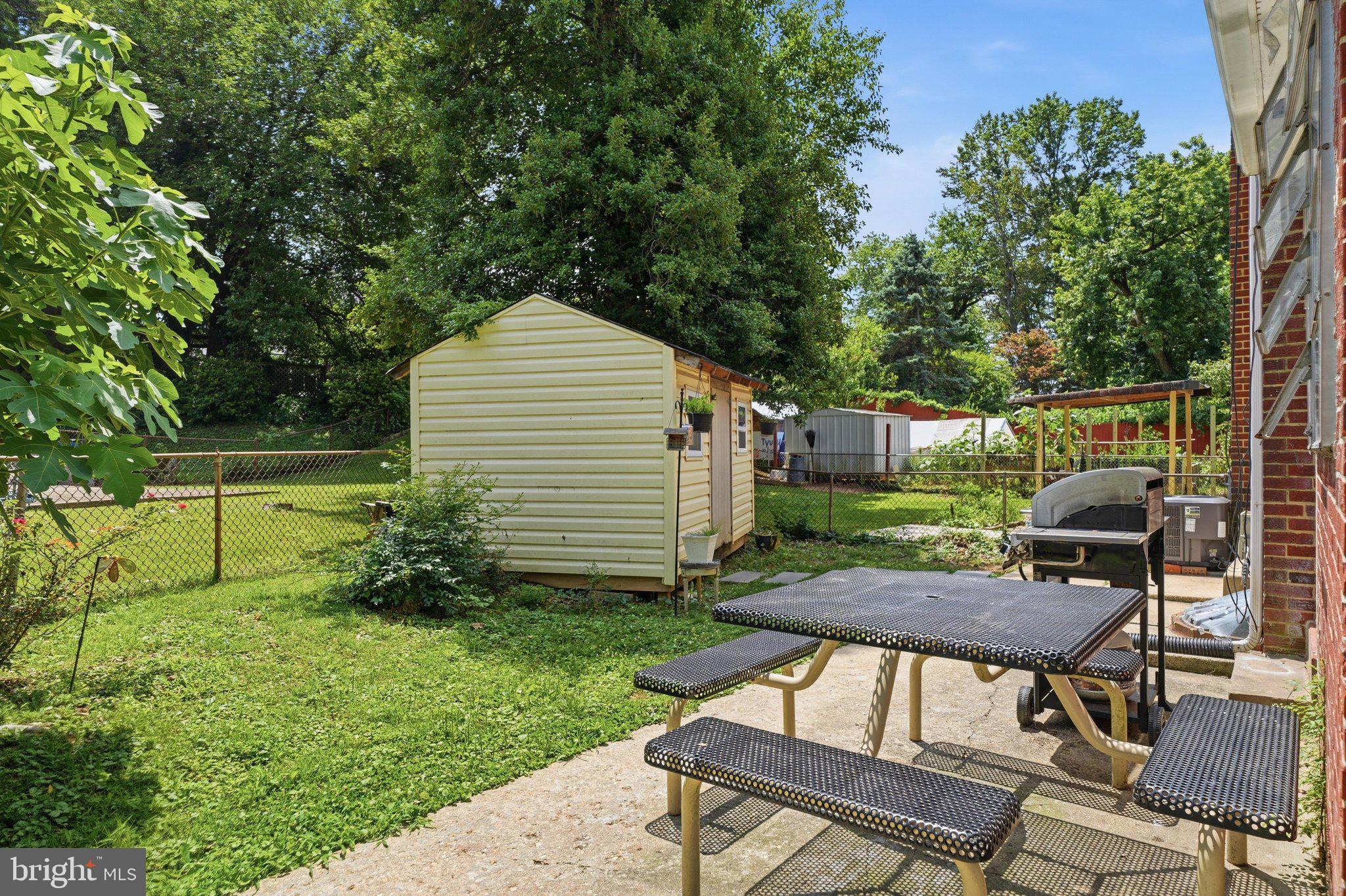 11931 Centerhill Street Silver Spring, MD 20902 - Photo 40 of 45