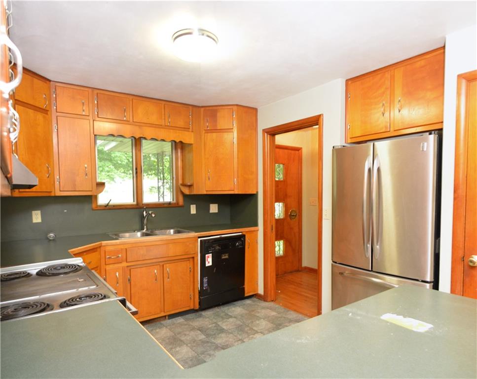 2313 Highland Road Anderson, IN 46012 - Photo 12 of 25 Gallery Image 12