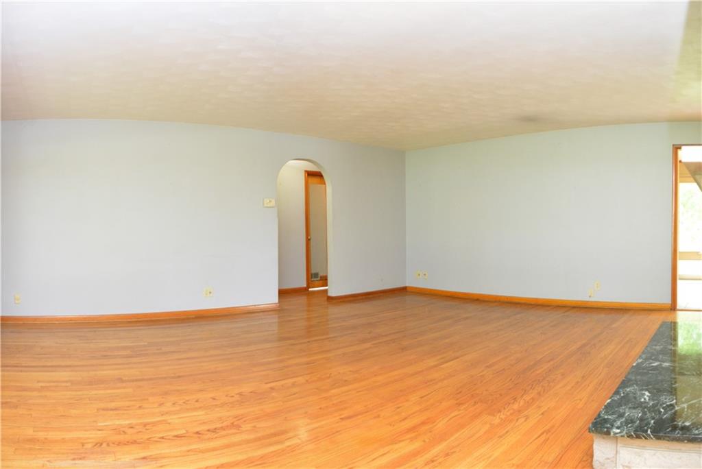 2313 Highland Road Anderson, IN 46012 - Photo 8 of 25 Gallery Image 8