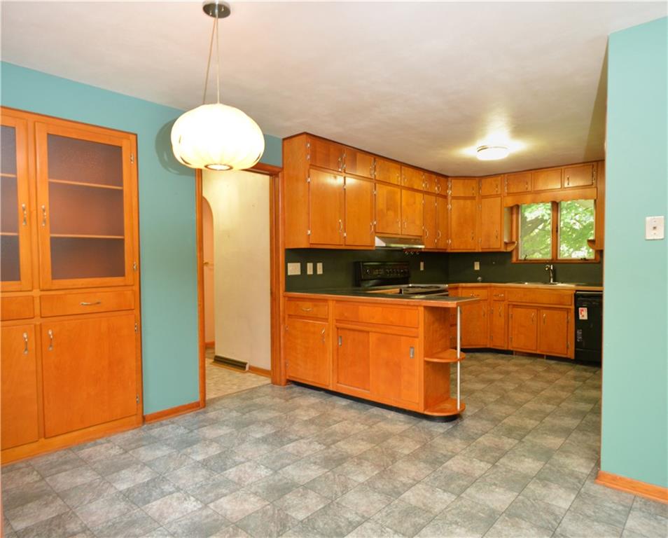 2313 Highland Road Anderson, IN 46012 - Photo 9 of 25 Gallery Image 9