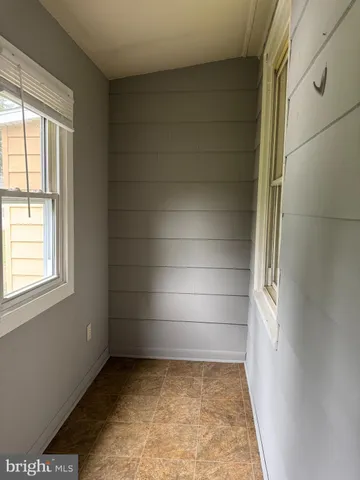 $1,600 | 331 West Front Street, Unit 2, Florence, NJ 08518