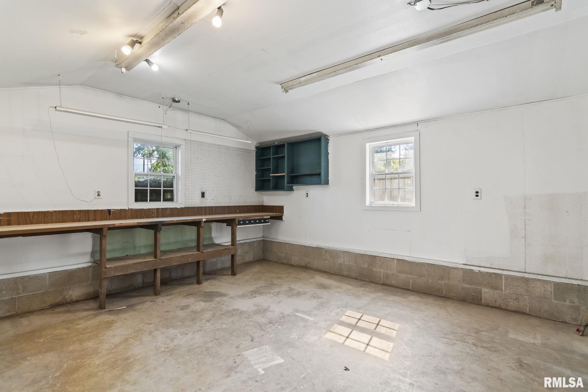 324 Edwards Street Nokomis, IL 62075 - Photo 41 of 47