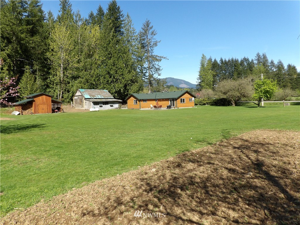 8276 Lusk Road Concrete, WA 98237 - Photo 19 of 25 Gallery Image 19