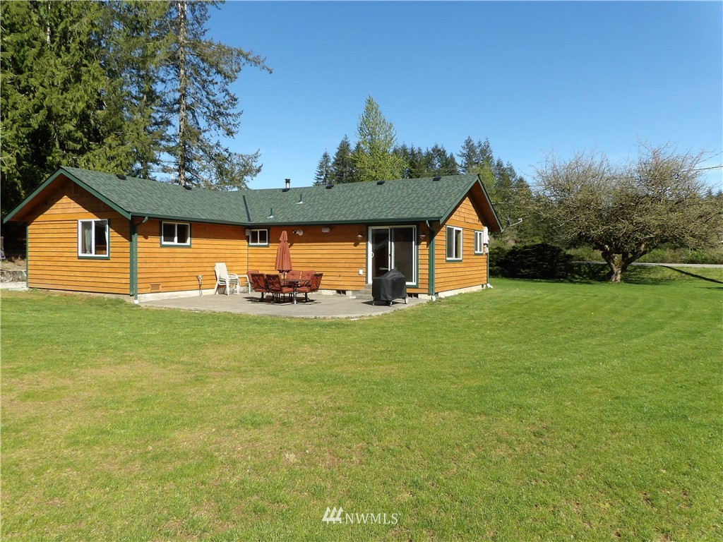 8276 Lusk Road Concrete, WA 98237 - Photo 5 of 25 Gallery Image 5