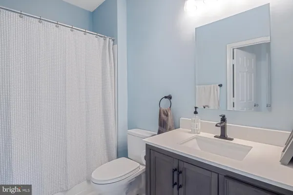 $2,800 | 9480 Virginia Center Boulevard, Unit 224, Vienna, VA 22181