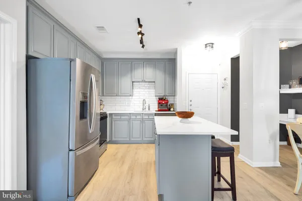 $2,800 | 9480 Virginia Center Boulevard, Unit 224, Vienna, VA 22181