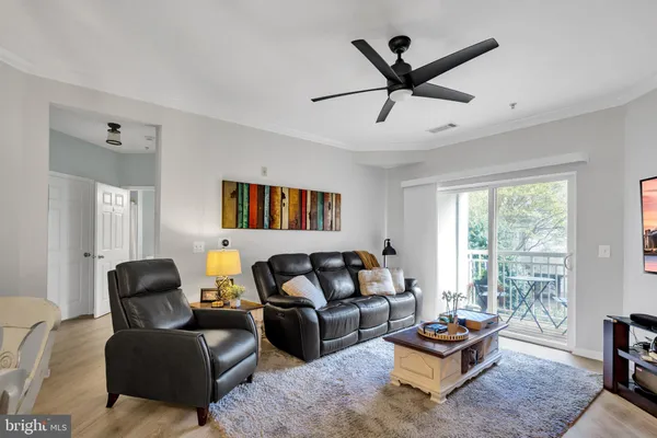 $2,800 | 9480 Virginia Center Boulevard, Unit 224, Vienna, VA 22181