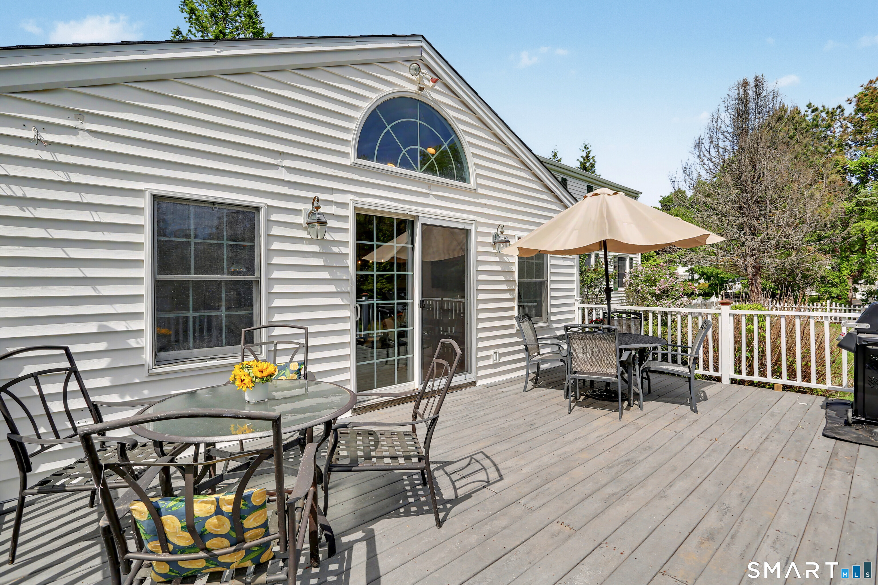 97 Ridgeview Avenue Trumbull, CT 06611 - Photo 28 of 34