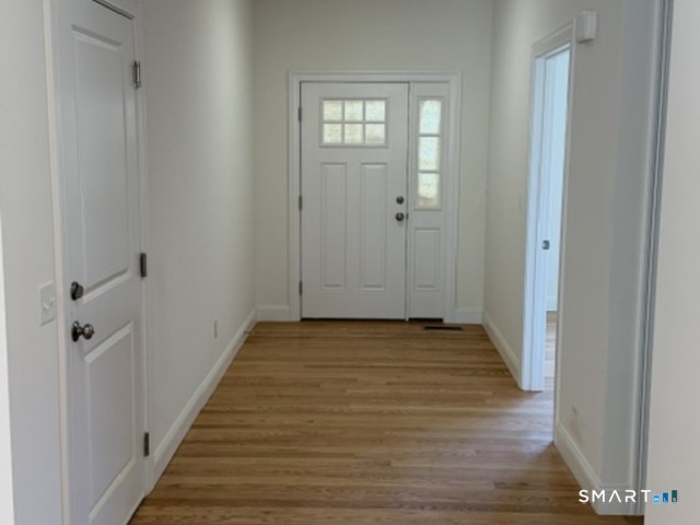 90 Applegate, Unit 190 Southington, CT 06489 - Photo 2 of 11
