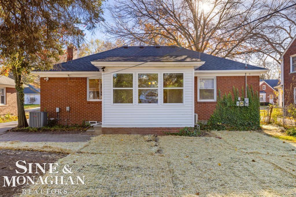 350 Ridgemont Road Grosse Pointe Farms, MI 48236 - Photo 26 of 32