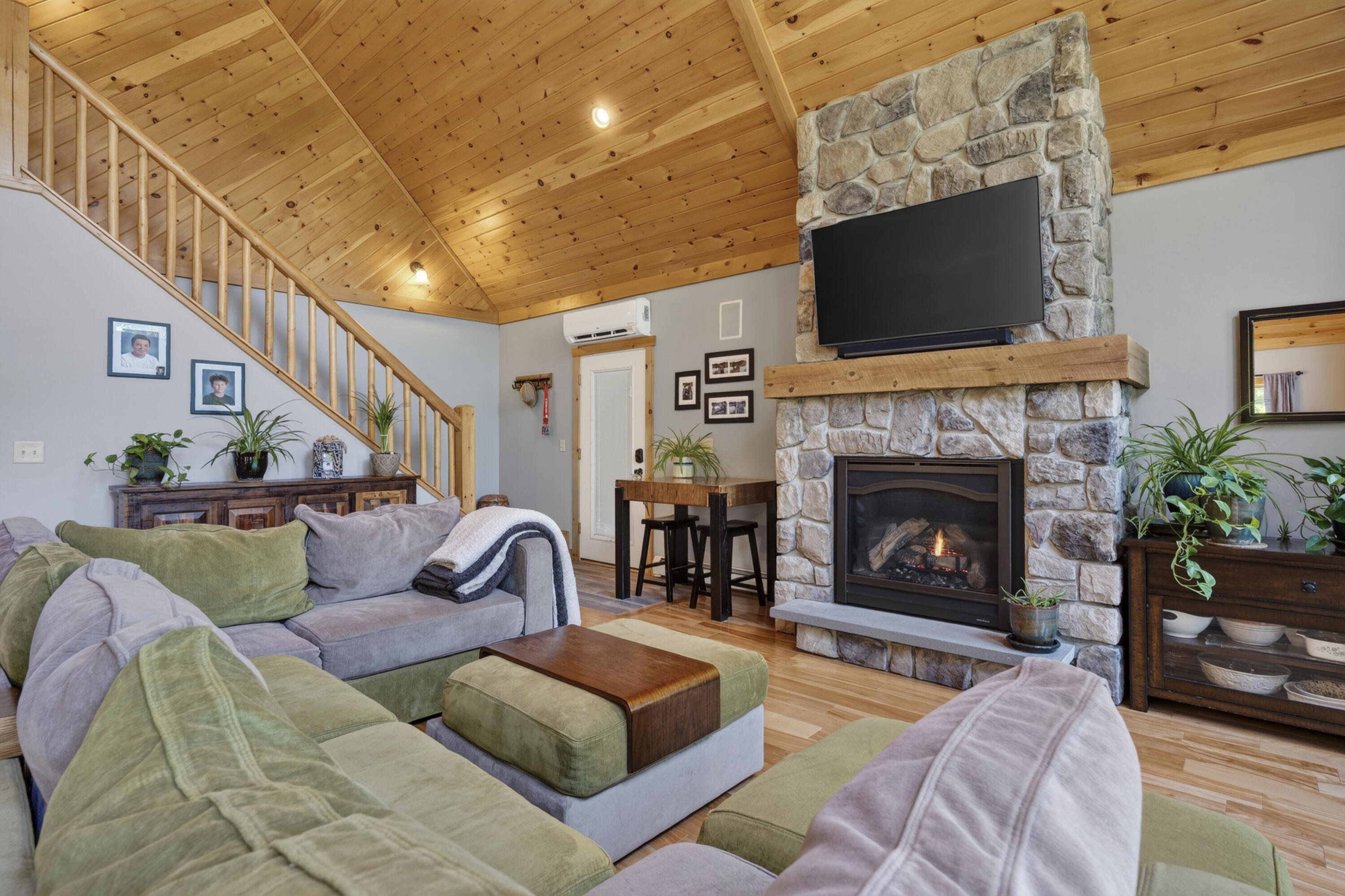 4 Oak Ridge Road Bethel, ME 04217 - Photo 26 of 88 36_4oakridge-28