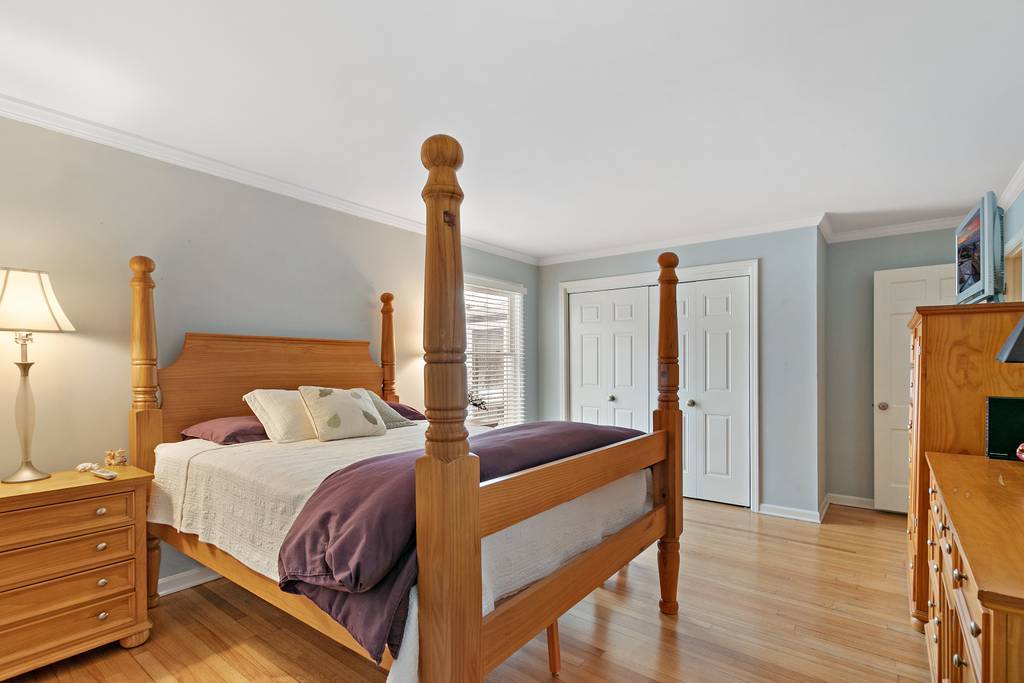 102 Brinker Road Barrington Hills, IL 60010 - Photo 24 of 38