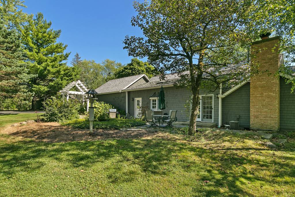 102 Brinker Road Barrington Hills, IL 60010 - Photo 30 of 38