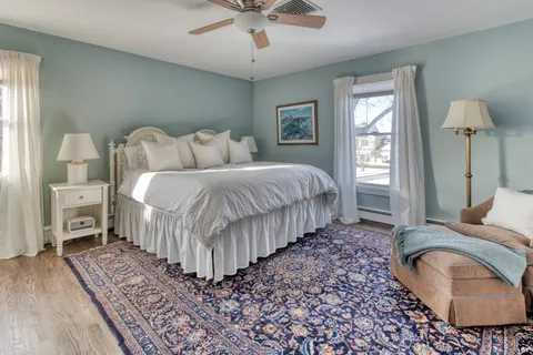 92 Pleasant Lane, Southampton, NY 11968