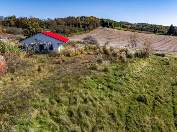 $750,000 | N16450 Hilltop Lane, Galesville, WI 54630