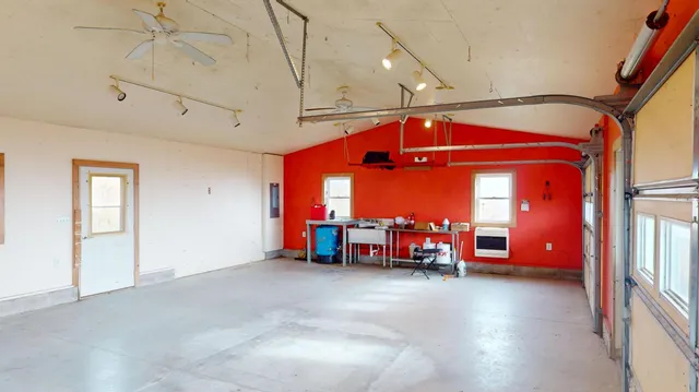 $750,000 | N16450 Hilltop Lane, Galesville, WI 54630