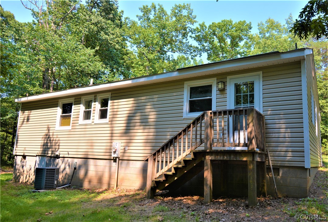 2211 Mountain View Road Powhatan, VA 23139 - Photo 14 of 19 Gallery Image 14