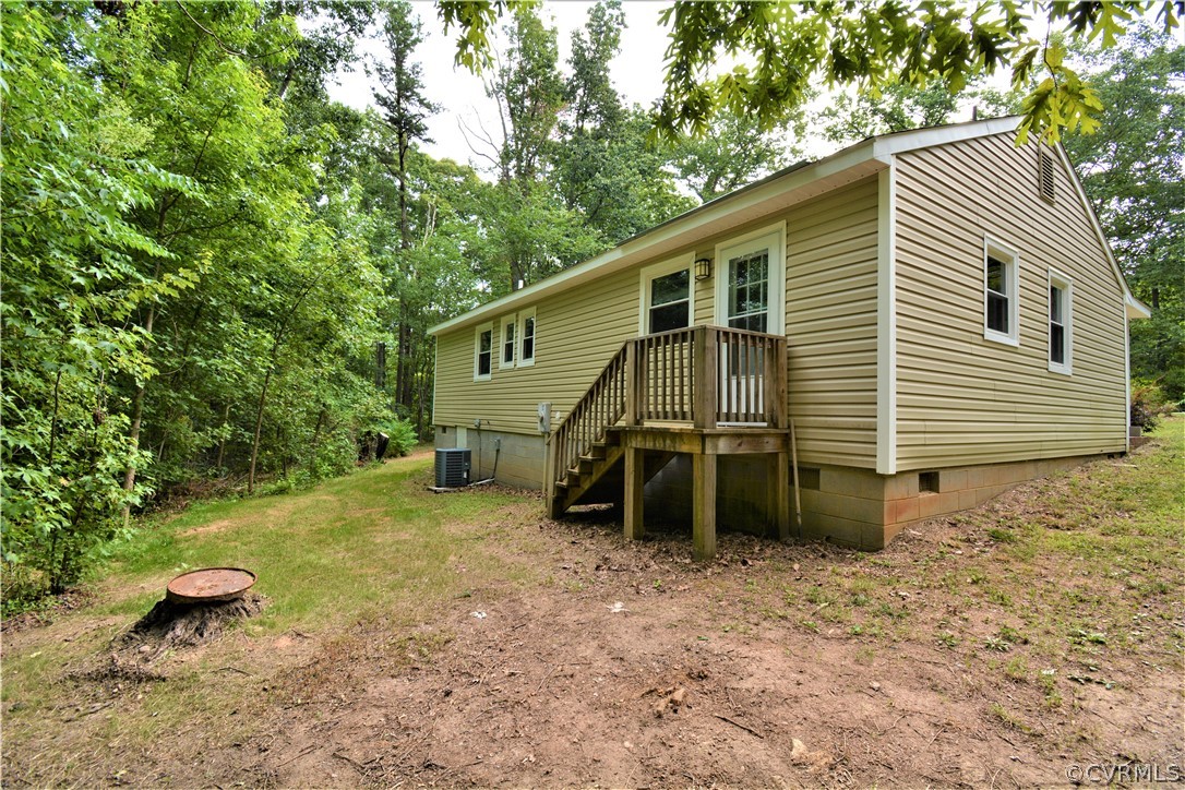 2211 Mountain View Road Powhatan, VA 23139 - Photo 15 of 19 Gallery Image 15