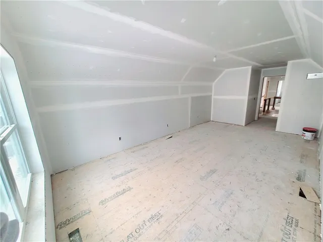 $589,000 | 906 110th Mount, Greece, NY 14612